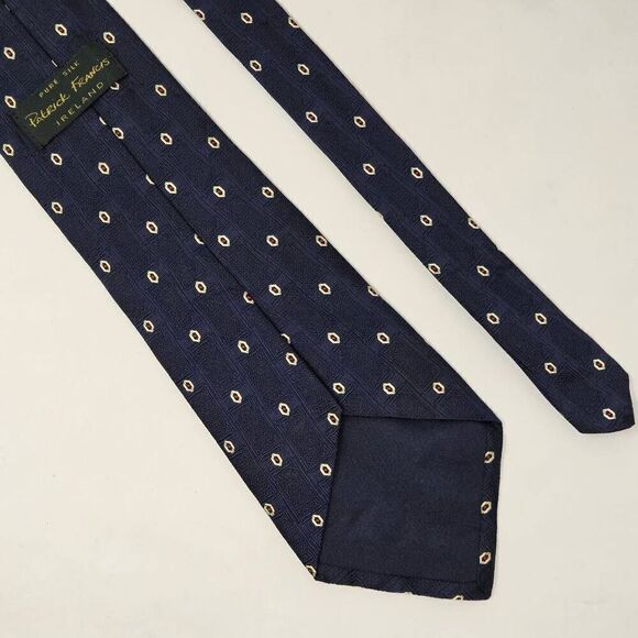 PATRICK FRANCIS IRELAND SILK TIE BLUE POLKA DOT JACQUARD SATIN 4" X 60" - Picture 2 of 3